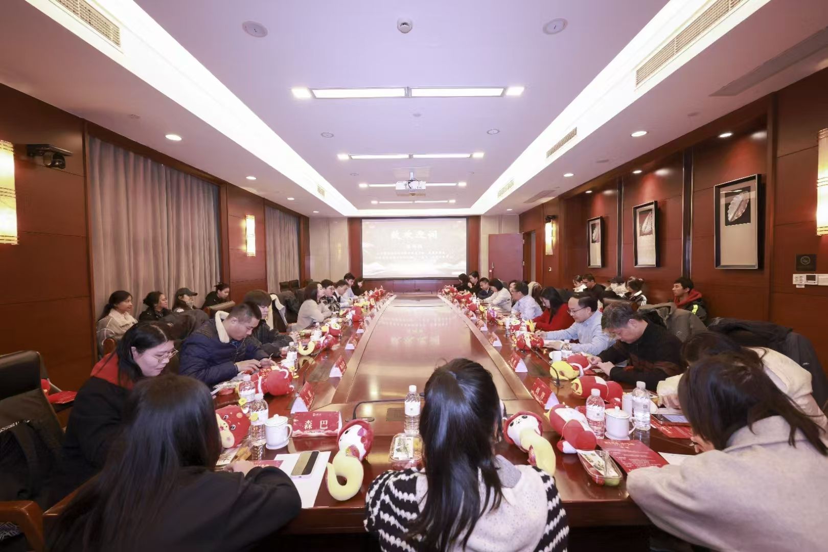 5739642971AA00DAC78143F771A_303A8479_32B42