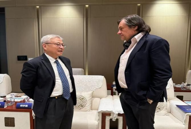 4F95BDE63D807C136774A48FB7D_F29B68EE_A413