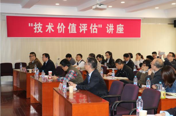 96F9D7CBF780DF6A0DD1068DE52_0CFBF0D6_9E4D.jpg?e=