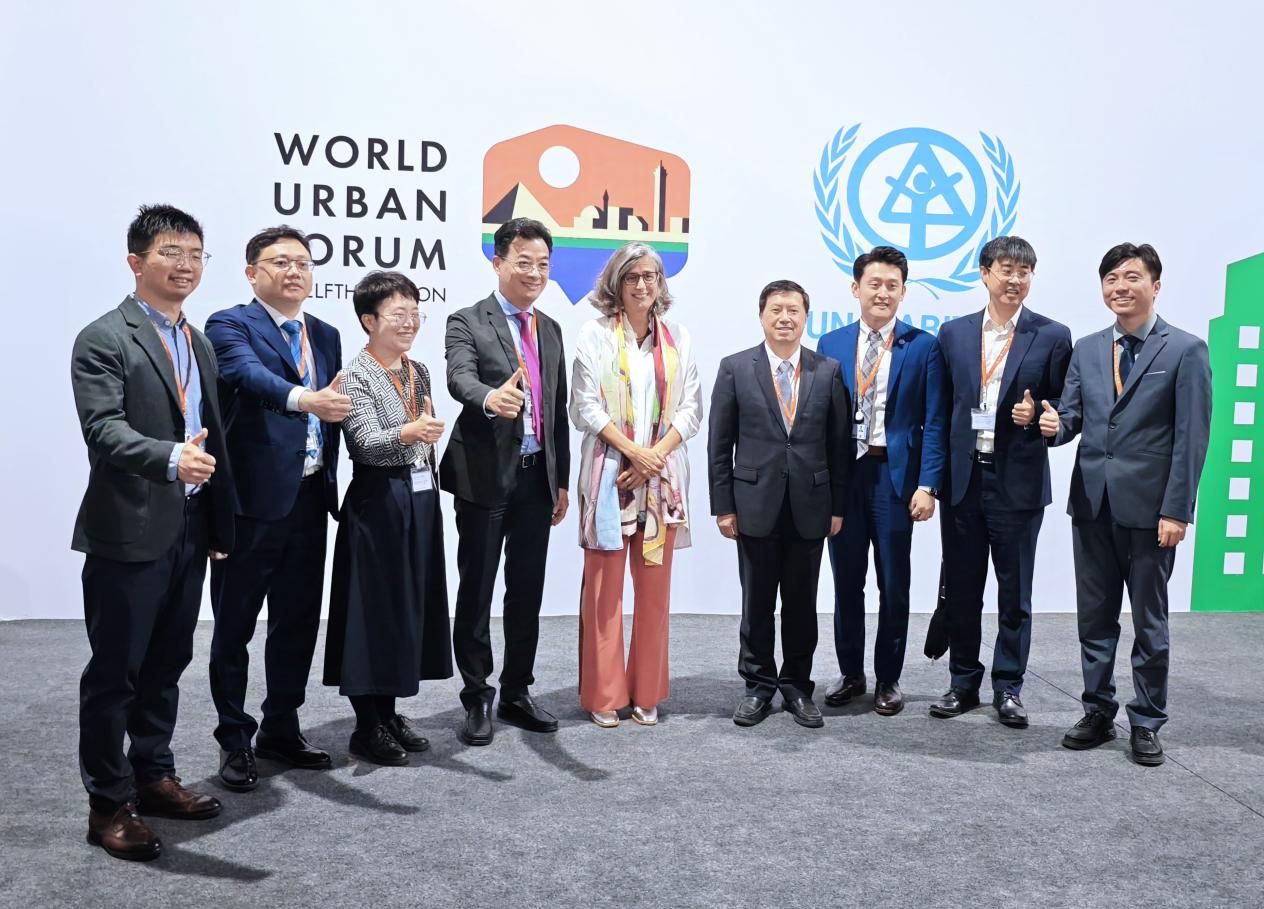 8AF9C8D8E3A746B0E1CF91AB0DC_6F8D458B_2A868