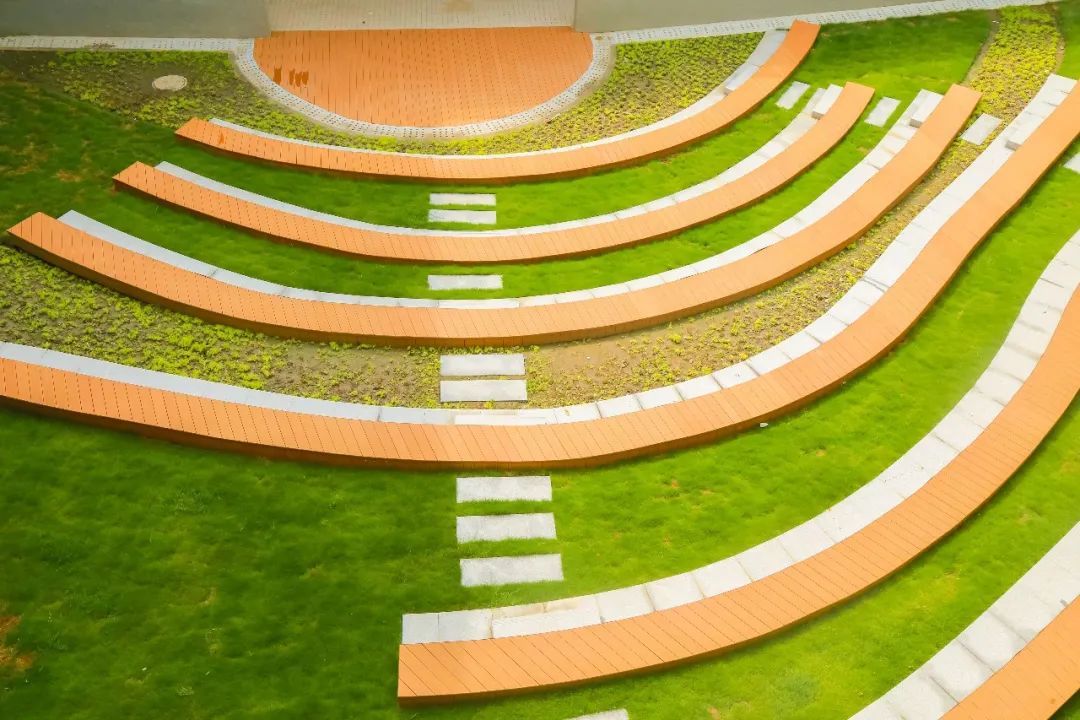 EF1A7672EB14CE6F5E225BE3F83_8E433D20_21E46