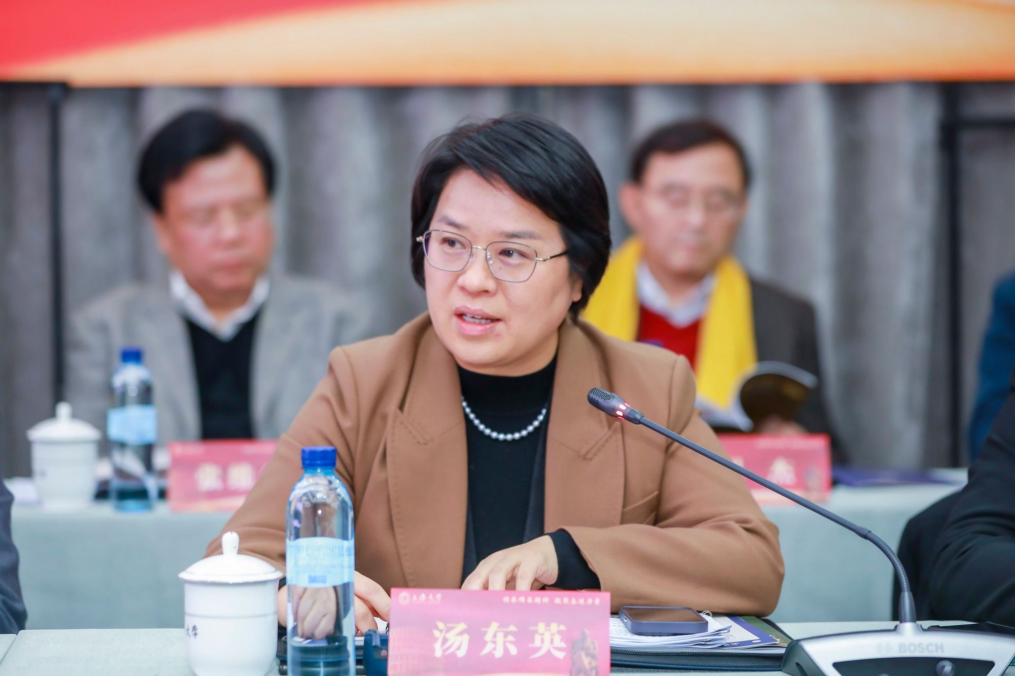 417249AAF65331199E935BC8A6F_162F5B02_30DF2